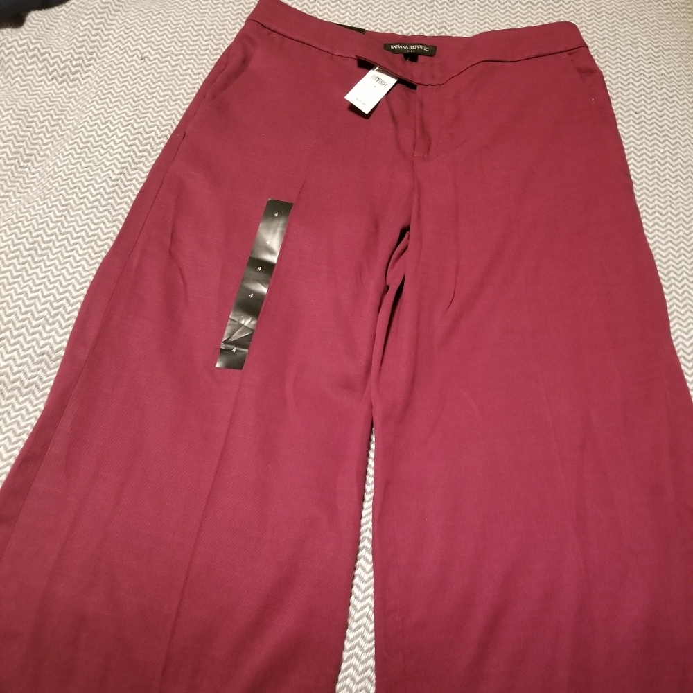 Maroon cropped wide leg slacks